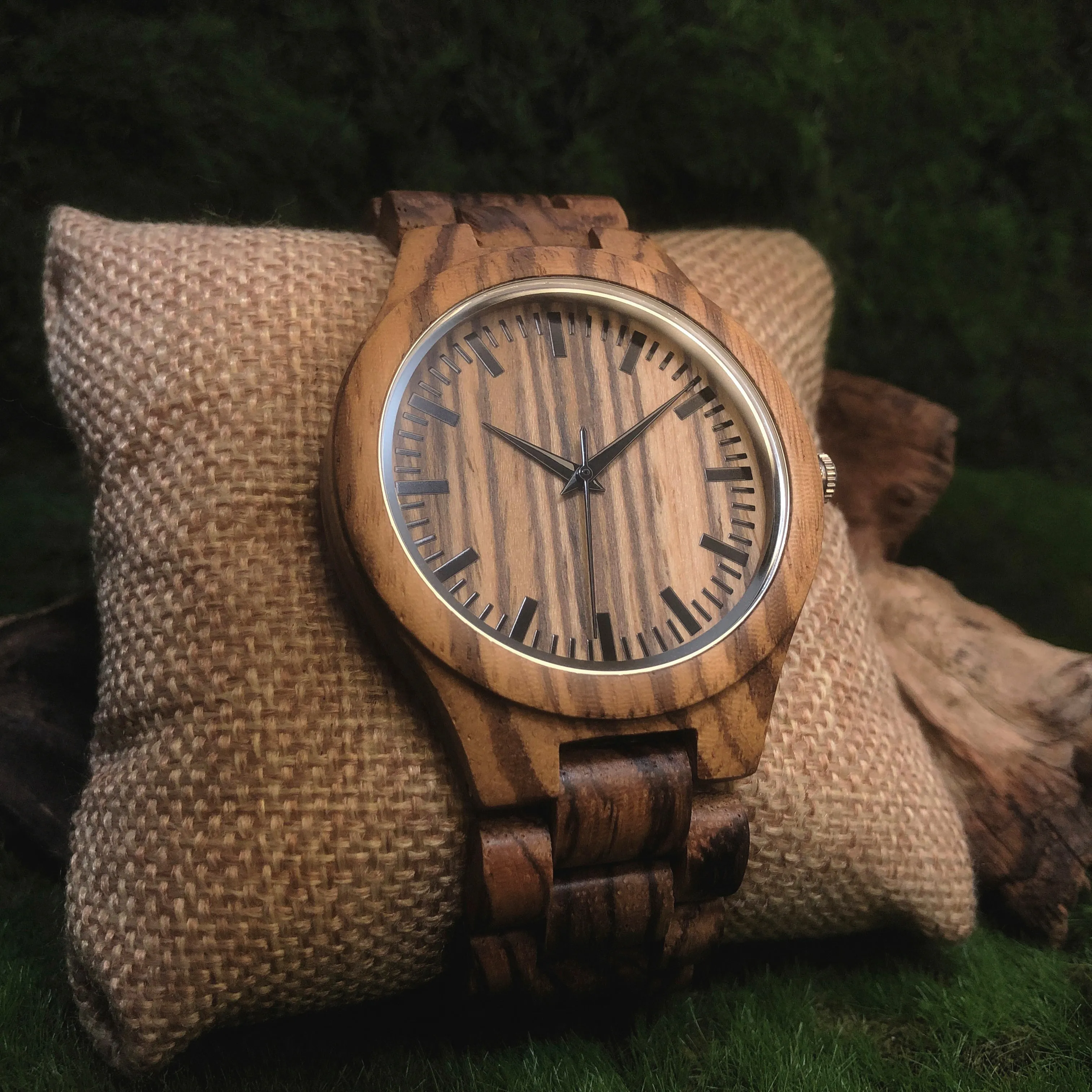 Hutt - Zebrawood Minimal Watch